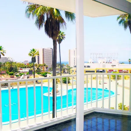In Torres De Yomely Complex Apartamento Playa de las Americas (Tenerife)