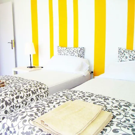 In Torres De Yomely Complex